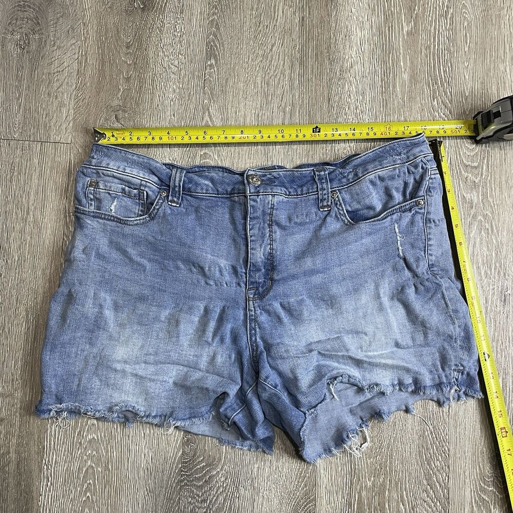Seven 7 Jeans Denim Cutoff Shorts Blue Size 16 - Picture 2 of 4